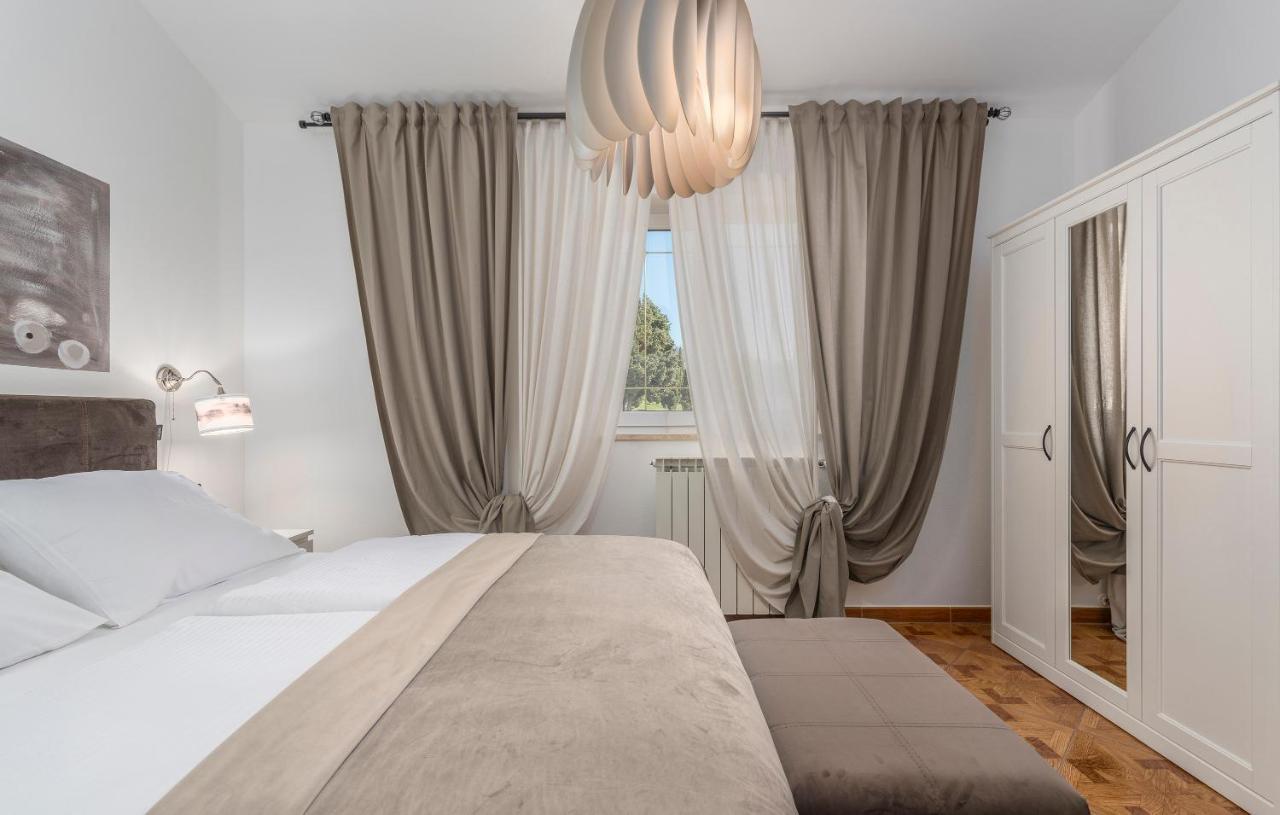 Rooms Porto Savudrija Exterior photo
